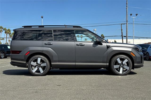 Photo of 2025 Ecotronic Gray Matte Hyundai SANTA FE