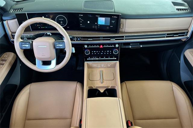 Photo of 2025 Ecotronic Gray Matte Hyundai SANTA FE