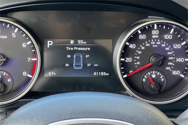 Photo of 2023 Panthera Metal Kia Carnival