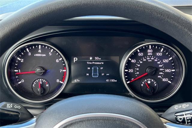 Photo of 2023 Panthera Metal Kia Carnival