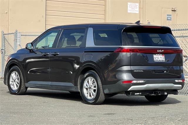Photo of 2023 Panthera Metal Kia Carnival