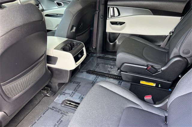 Photo of 2023 Panthera Metal Kia Carnival