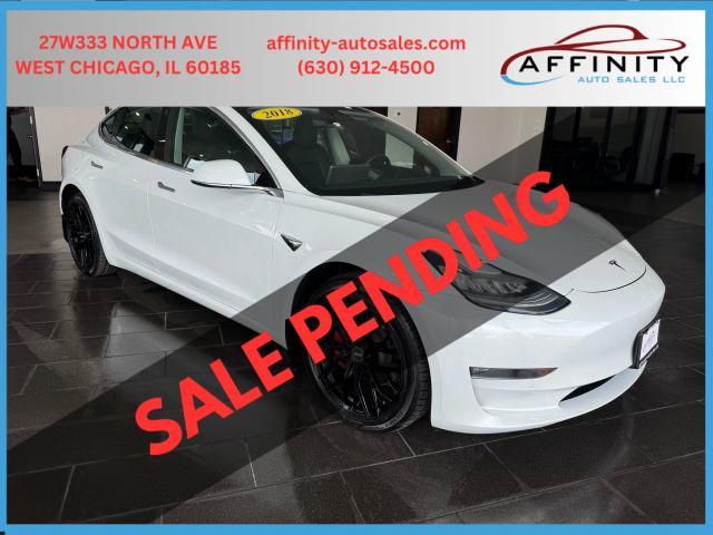 Photo of 2018 White Tesla Model 3
