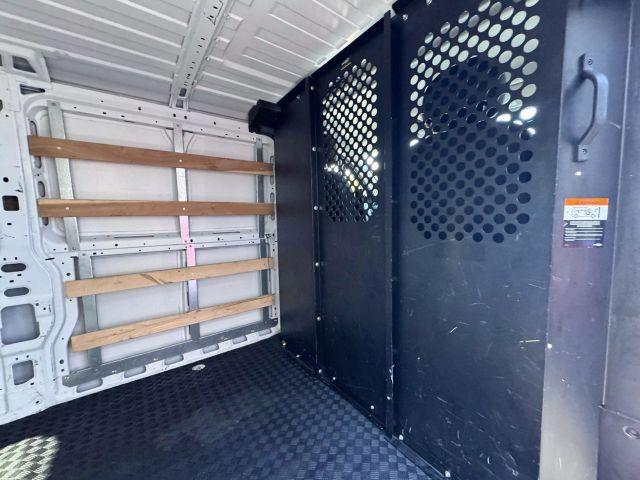 Photo of 2023 White RAM ProMaster 2500
