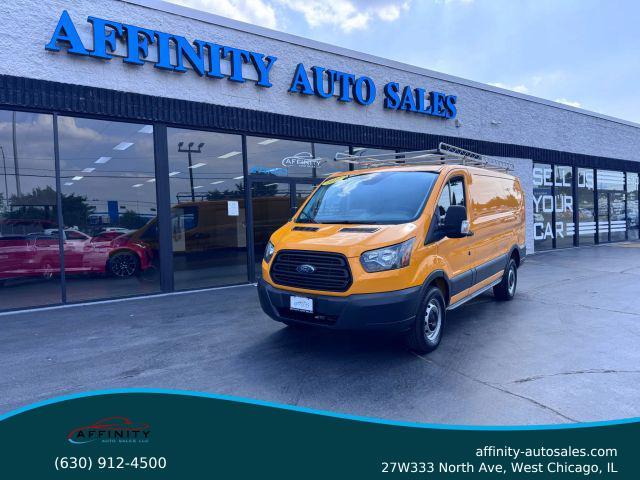 Photo of 2017 Yellow Ford Transit-250