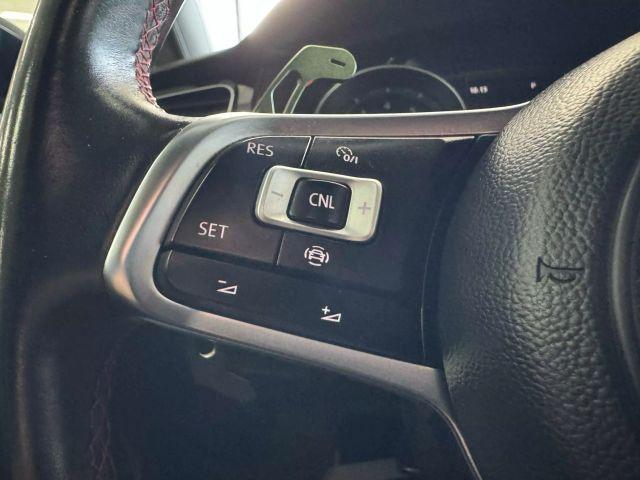 Photo of 2019 Night Blue Metallic Volkswagen Golf GTI