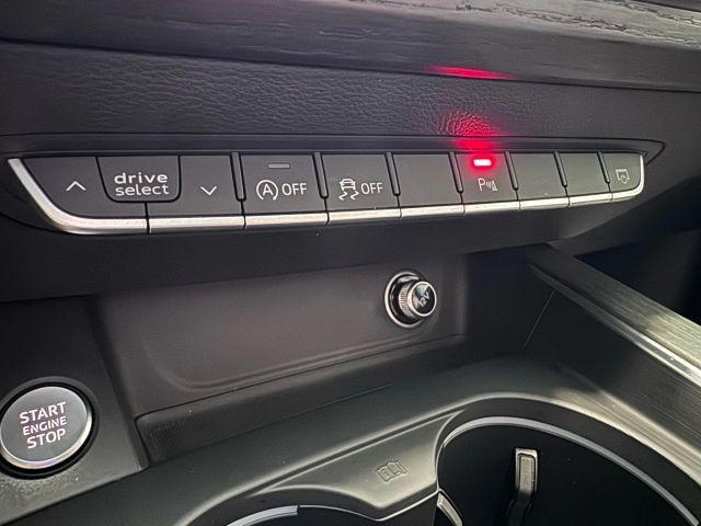 Photo of 2018 Glacier White Metallic Audi A5