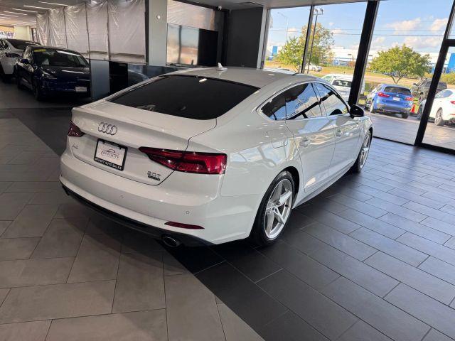 Photo of 2018 Glacier White Metallic Audi A5