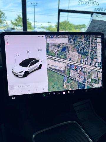 Photo of 2021 White Tesla Model Y