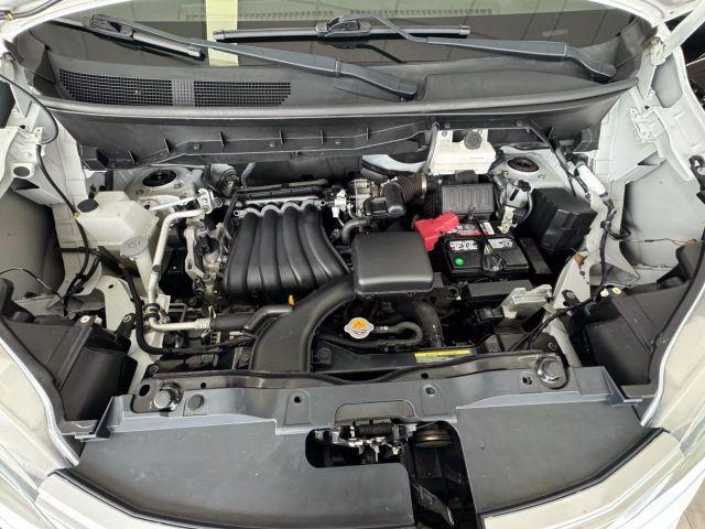 Photo of 2021 Cloud White Nissan NV200