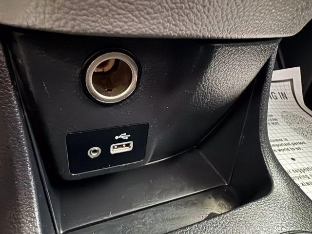 Photo of 2021 Cloud White Nissan NV200