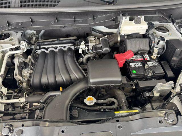 Photo of 2021 Cloud White Nissan NV200