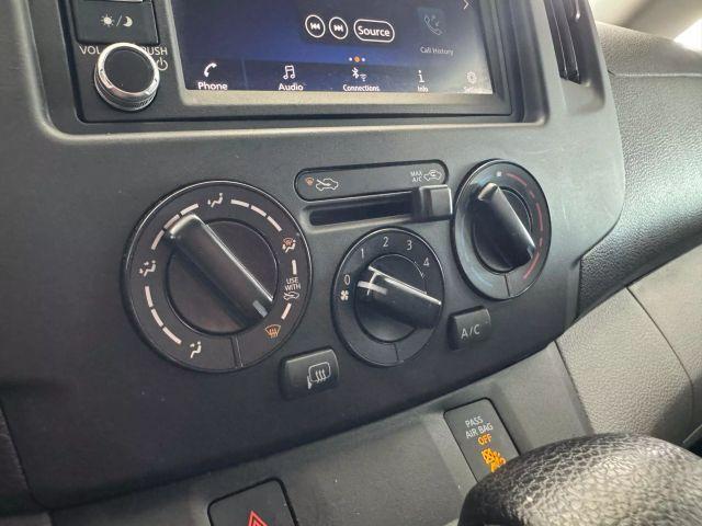Photo of 2021 Cloud White Nissan NV200
