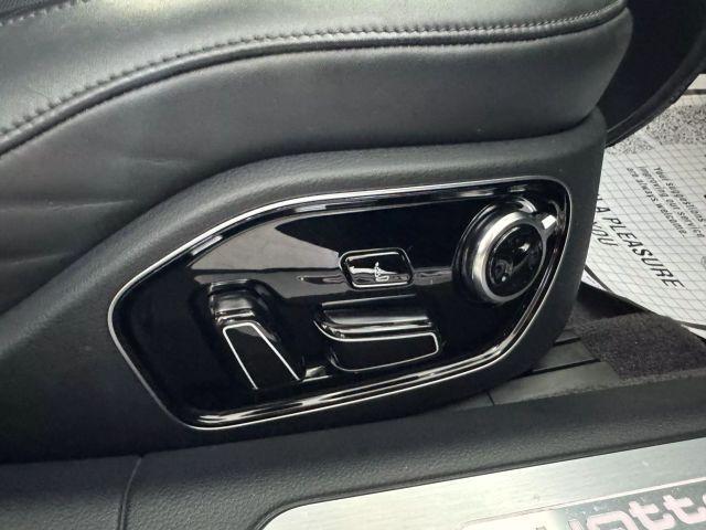 Photo of 2017 Mythos Black Metallic Audi A8