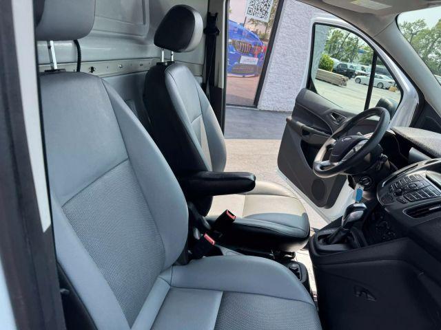 Photo of 2016 White Ford Transit Connect