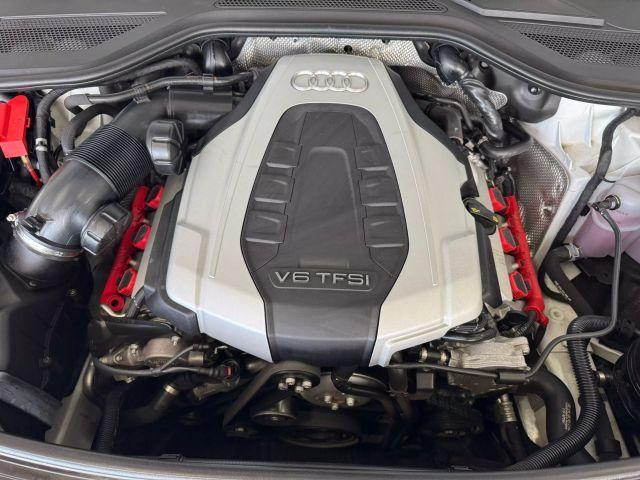 Photo of 2015 White Audi A8