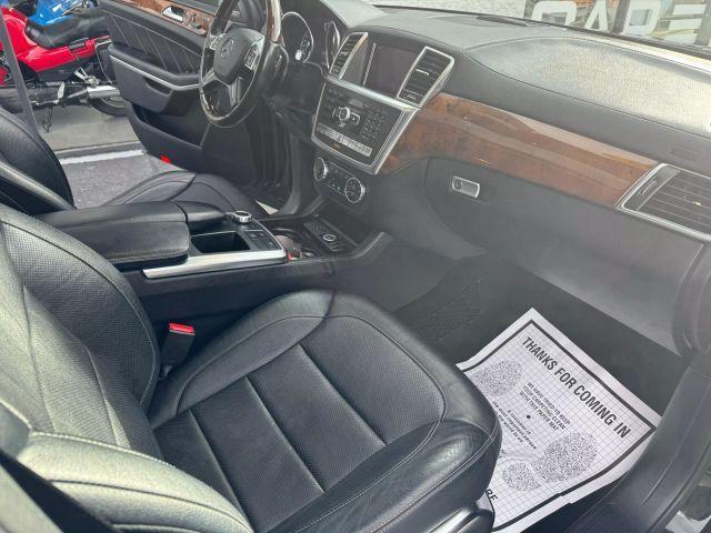 Photo of 2015 Black Mercedes-Benz GL-Class