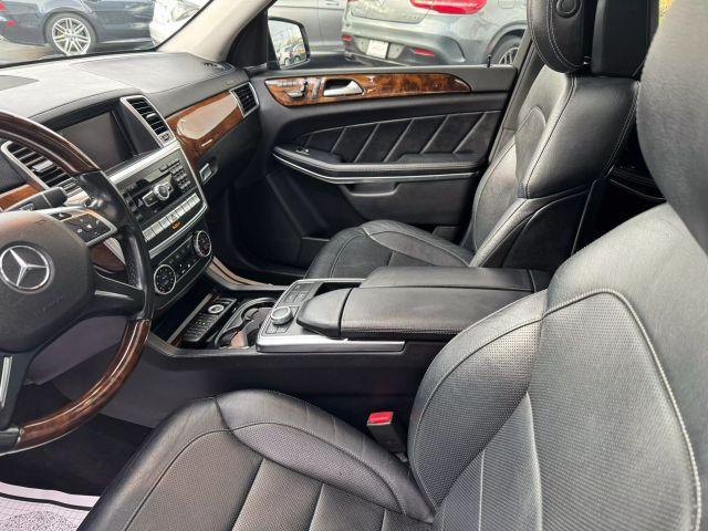 Photo of 2015 Black Mercedes-Benz GL-Class