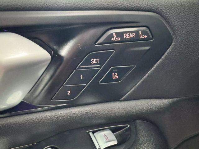 Photo of 2022 Black BMW X7