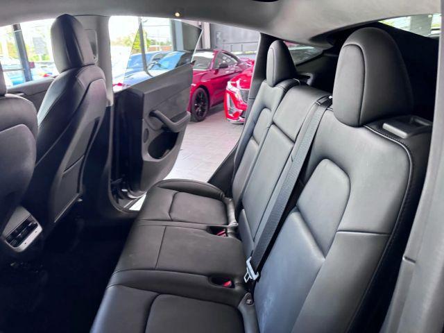 Photo of 2022 Black Tesla Model Y