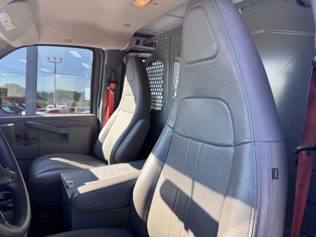 Photo of 2016 White Chevrolet Express 2500