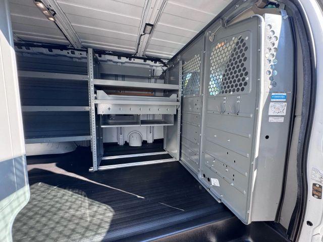 Photo of 2016 White Chevrolet Express 2500