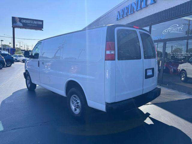 Photo of 2016 White Chevrolet Express 2500
