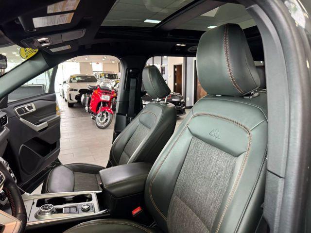 Photo of 2022 Green Ford Explorer