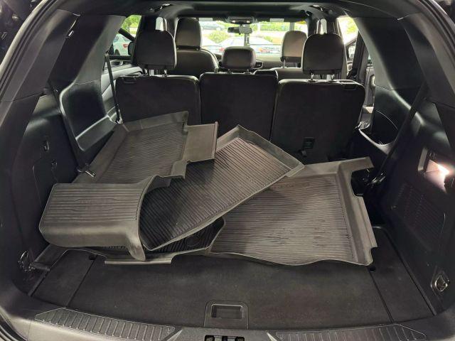 Photo of 2022 Green Ford Explorer