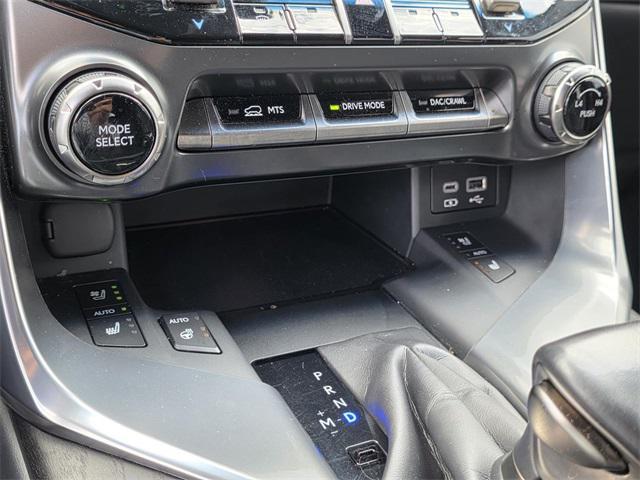 Photo of 2022 Atomic Silver Lexus LX 600