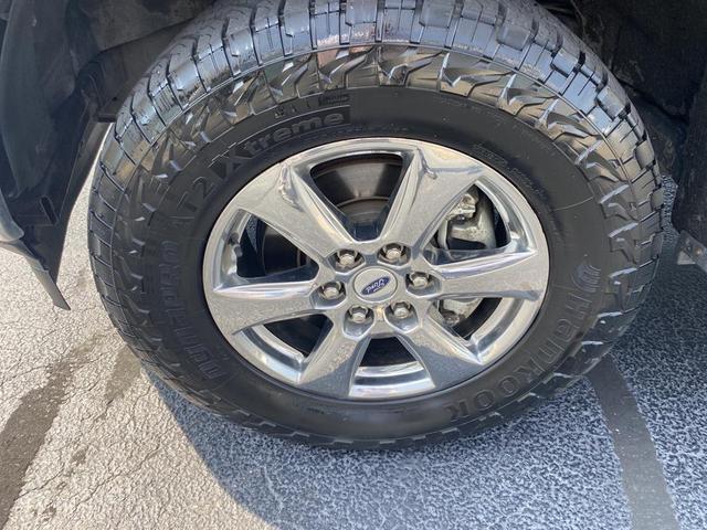Photo of 2020 Black Ford F-150