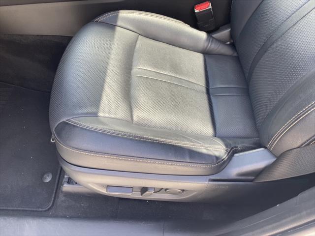 Photo of 2024 Rhodium White Premium Mazda CX-90