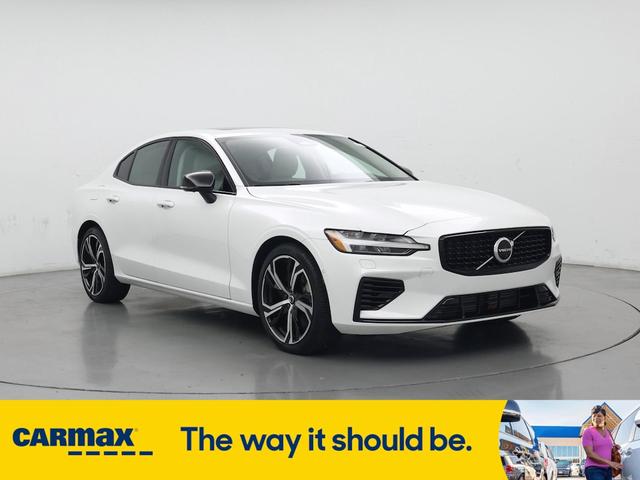 2023 Volvo S60 Recharge Plug-in Hybrid