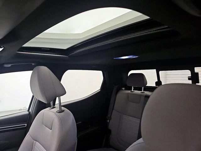 Photo of 2022 White Hyundai SANTA CRUZ