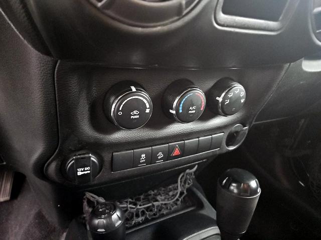 Photo of 2017 Black Jeep Wrangler