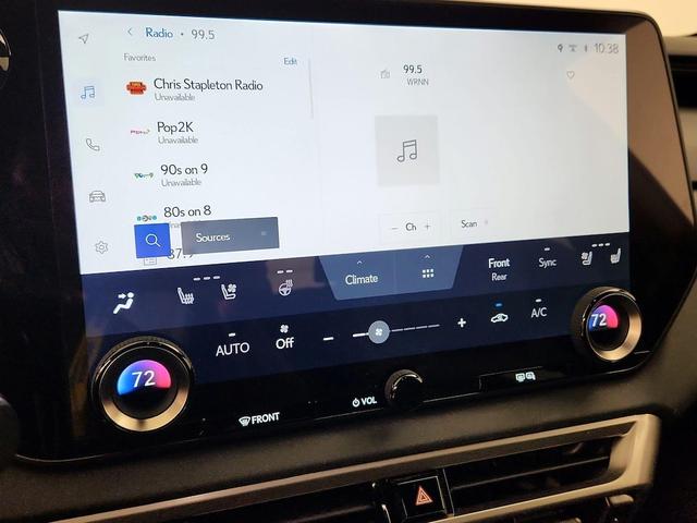 Photo of 2024 White Lexus RX 350h