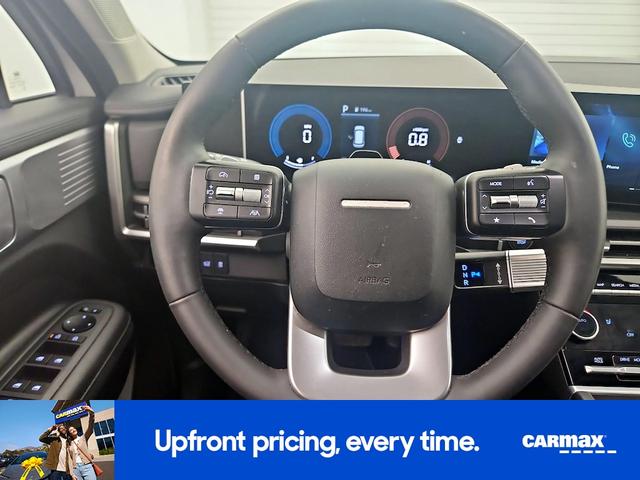 Photo of 2025 White Hyundai SANTA FE