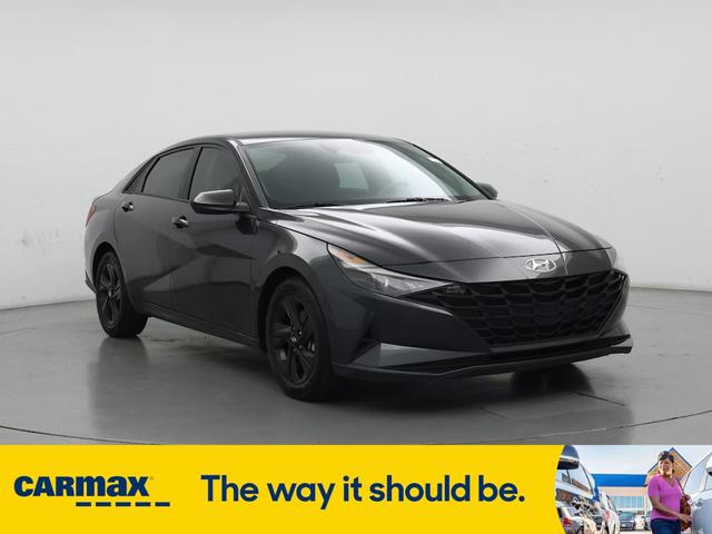 2022 Hyundai Elantra