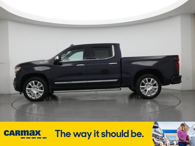 Photo of 2023 Gray Chevrolet Silverado 1500