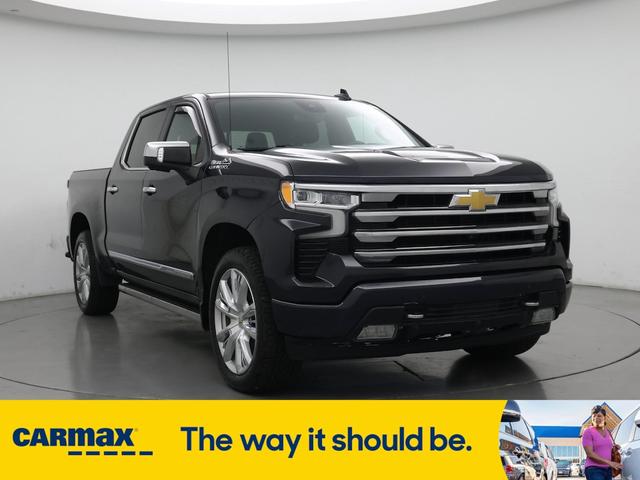 Photo of 2023 Gray Chevrolet Silverado 1500