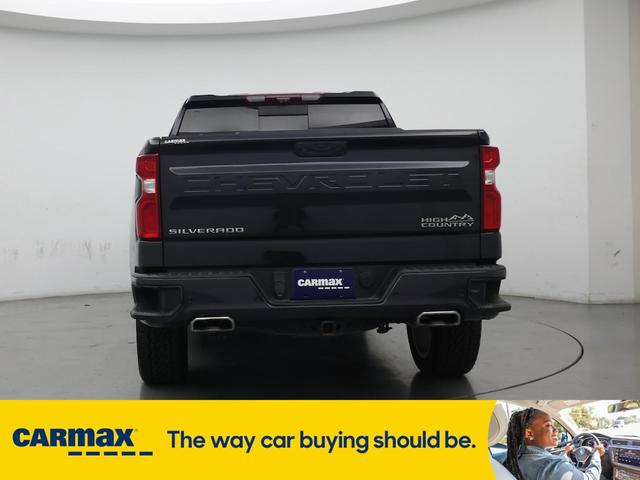 Photo of 2023 Gray Chevrolet Silverado 1500
