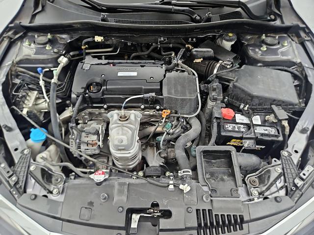 Photo of 2017 Gray Honda Accord
