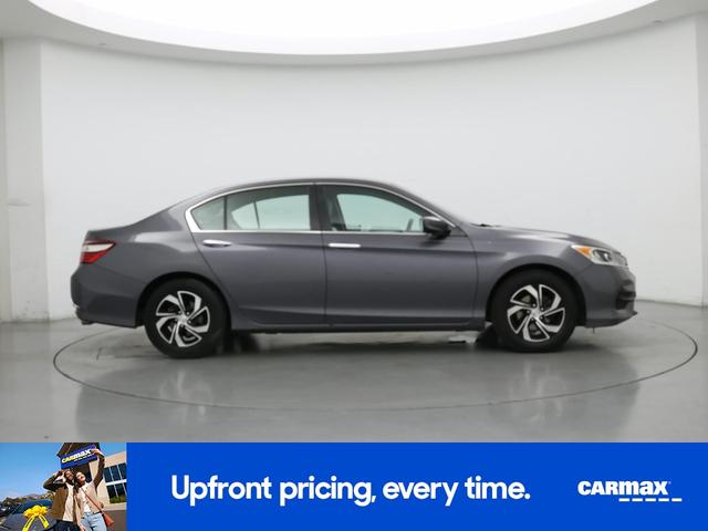 Photo of 2017 Gray Honda Accord