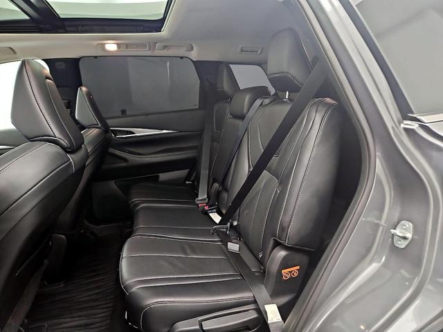 Photo of 2023 Gray INFINITI QX60