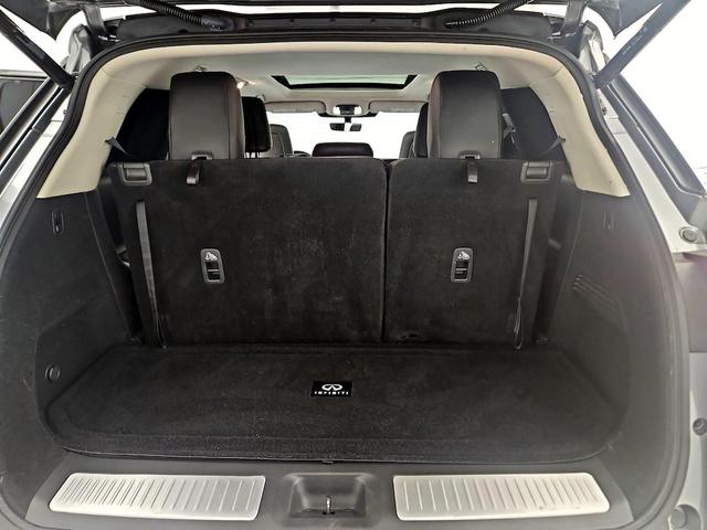 Photo of 2023 Gray INFINITI QX60