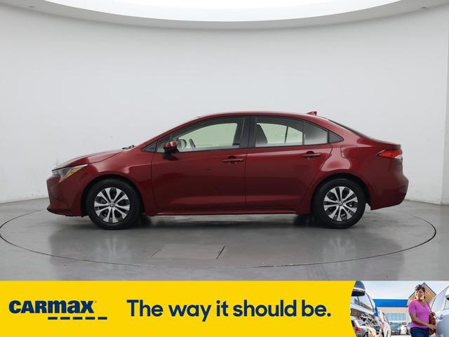 Photo of 2022 Red Toyota Corolla Hybrid