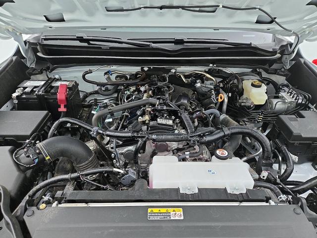 Photo of 2025 White Toyota Tacoma
