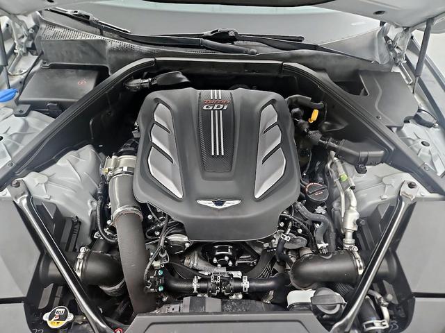Photo of 2020 Gray Genesis G80