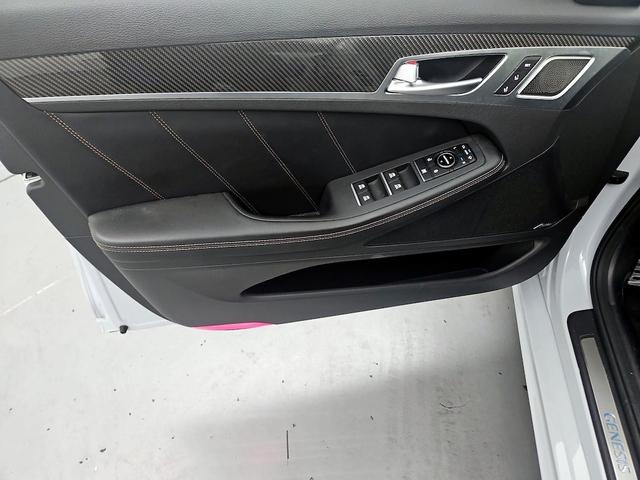 Photo of 2020 Gray Genesis G80