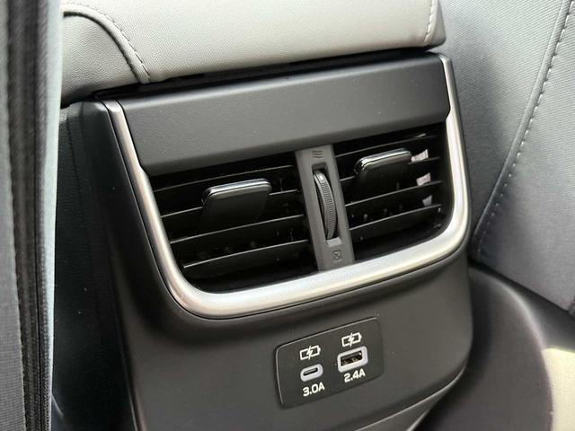 Photo of 2025 Crystal White Pearl Subaru Outback